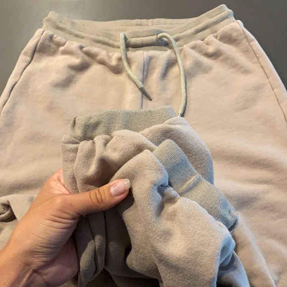 Mistress Rocks Nude Sweats - Picture 3 of 4